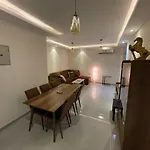 4S Full Apartment